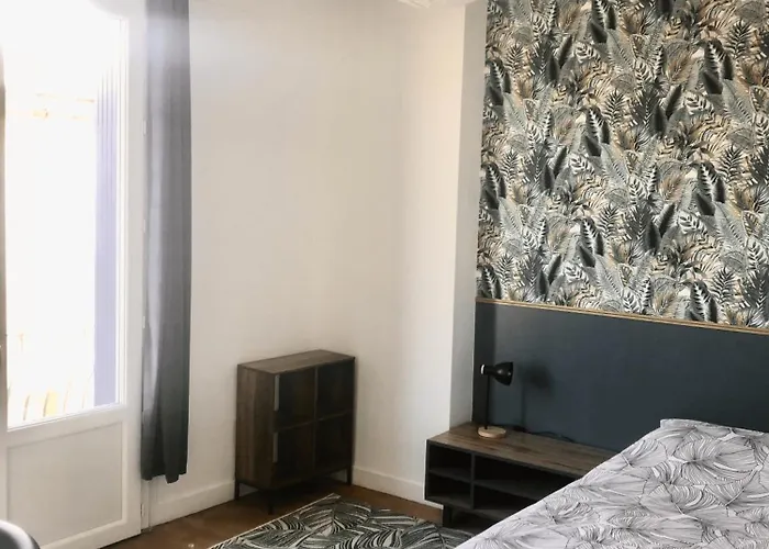 A Dans Maison Partagee *